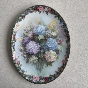 Vintage 1997 Lena Liu “Treasured” The Bradford Exchange Decorative Plate